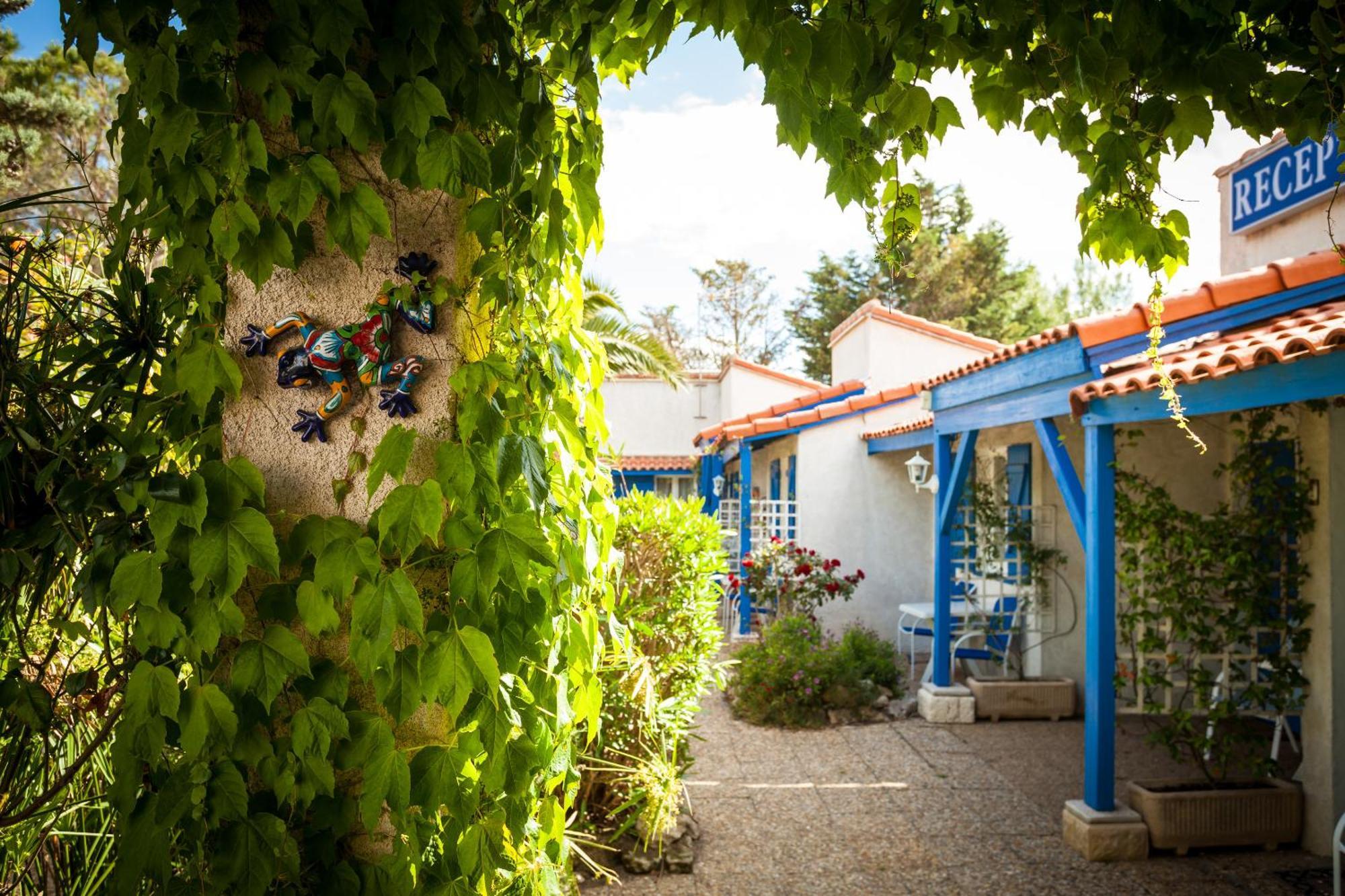 Hotel Des 4 Vents "Esprit Camargue" Aigues-Mortes Eksteriør bilde