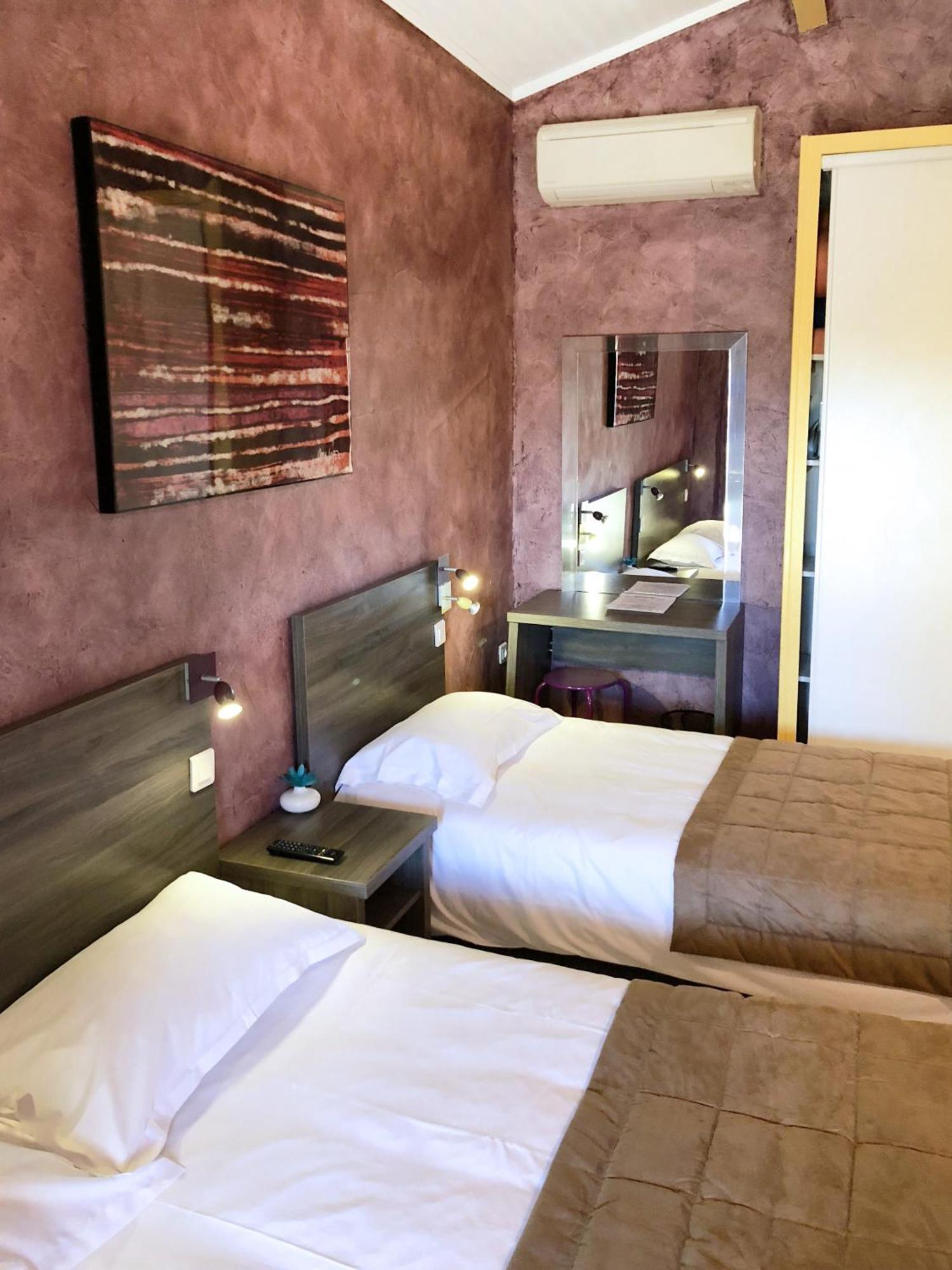 Hotel Des 4 Vents "Esprit Camargue" Aigues-Mortes Eksteriør bilde